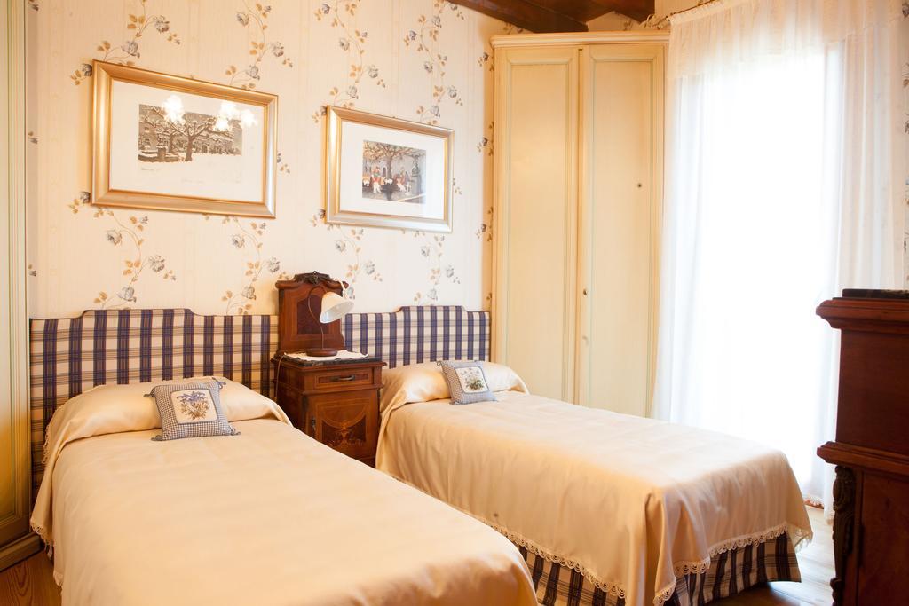 Al Vecchio Fienile Bed & Breakfast San Michele al Tagliamento Rom bilde