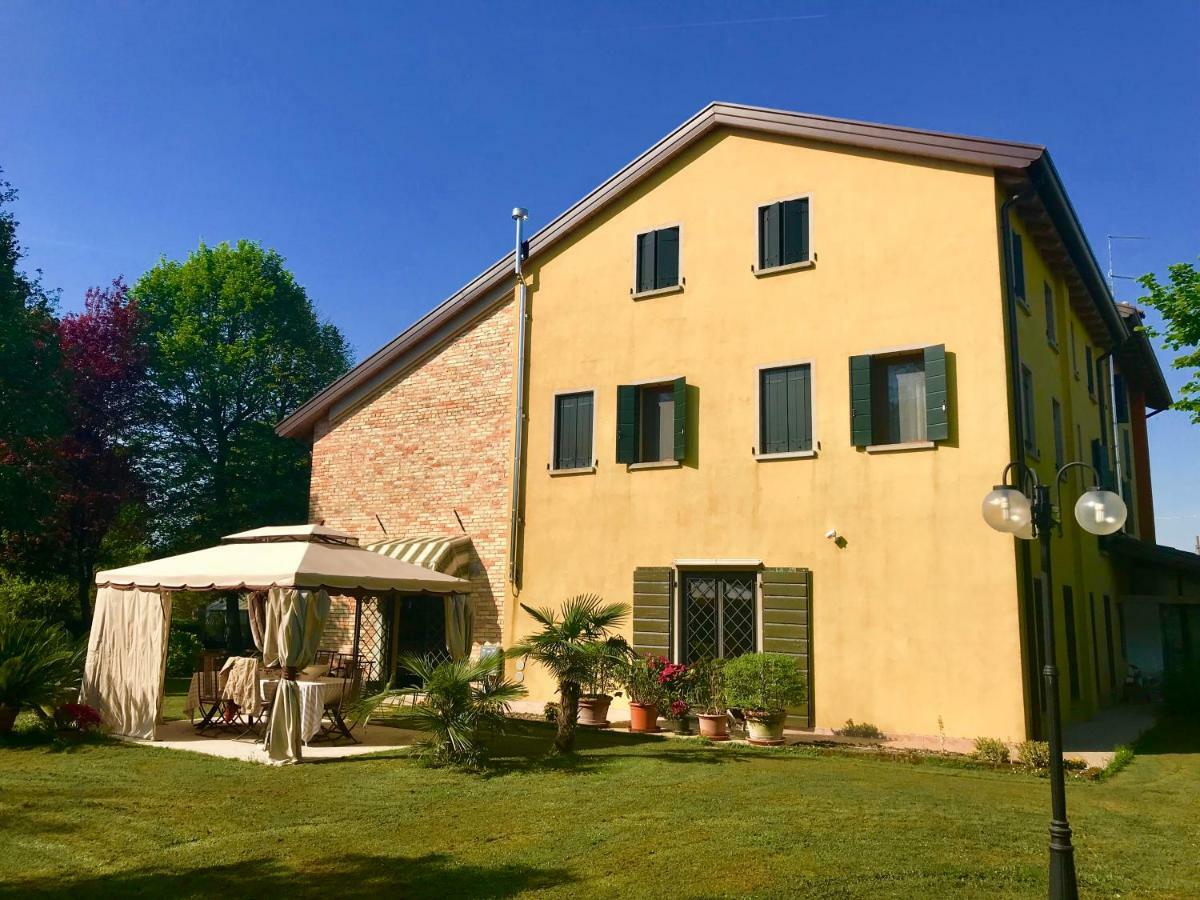 Al Vecchio Fienile Bed & Breakfast San Michele al Tagliamento Eksteriør bilde
