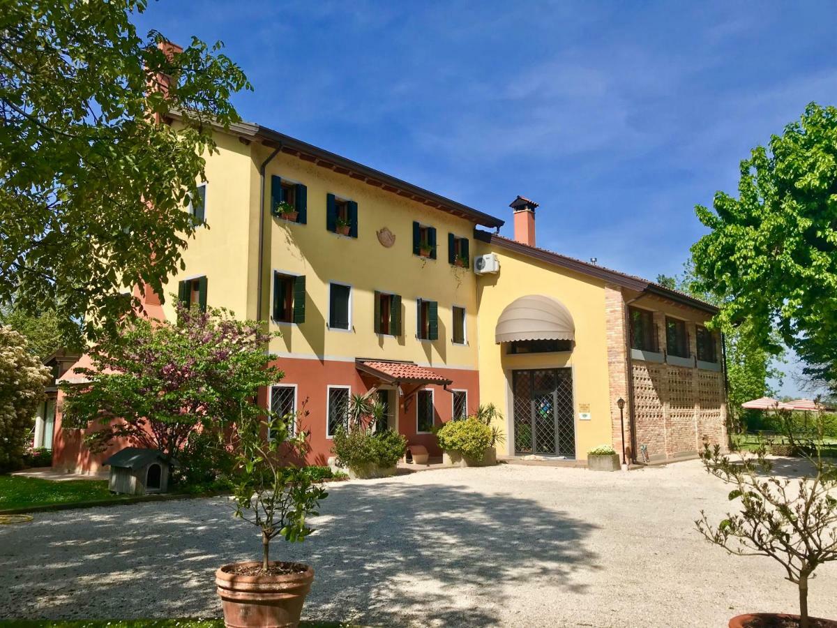 Al Vecchio Fienile Bed & Breakfast San Michele al Tagliamento Eksteriør bilde